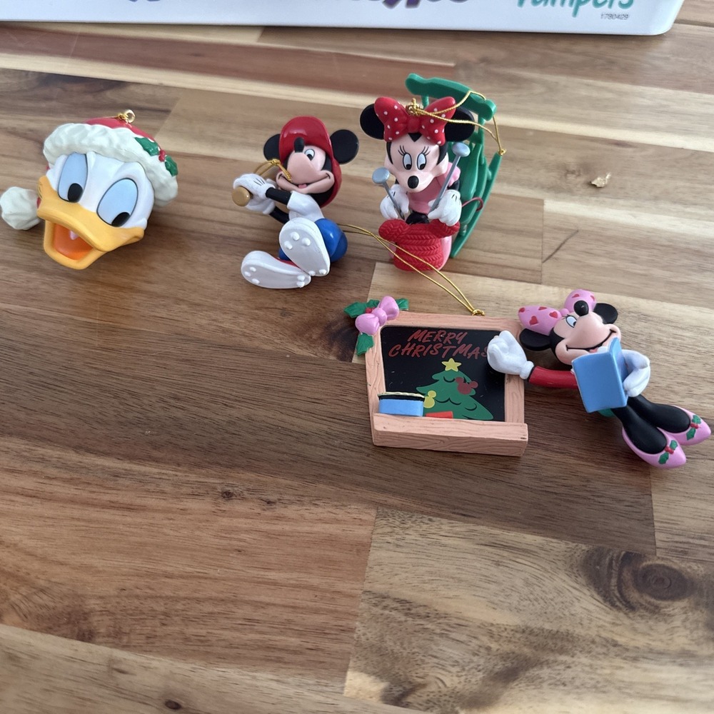 Disney Minnie Mouse knitting Christmas Ornament And More Lot Of 4